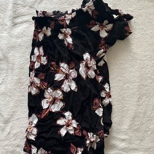 Forever 21 Off-the-shoulder Crop Top